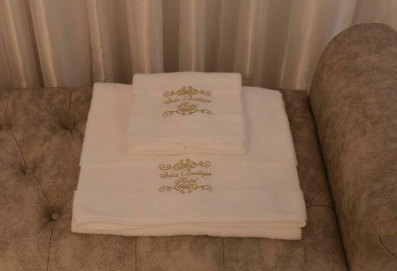 스위트 킹사이즈 침대, Ivlas Boutique