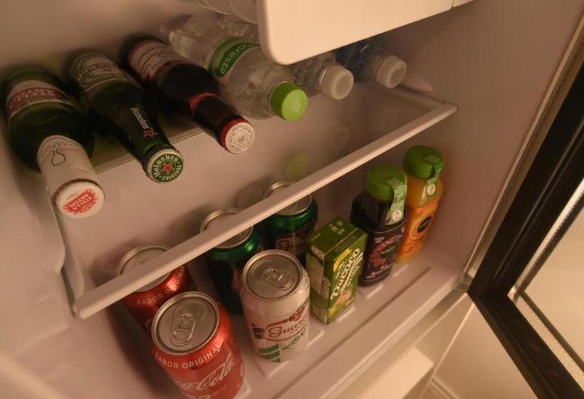 스위트, Ivlas Boutique