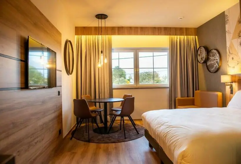 キングサイズベッドのスイートルーム, Mercure Han Sur Lesse