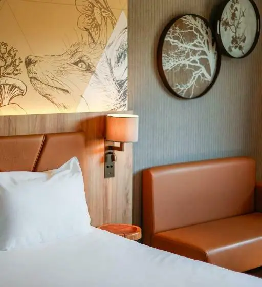 キングサイズベッドのスイートルーム, Mercure Han Sur Lesse