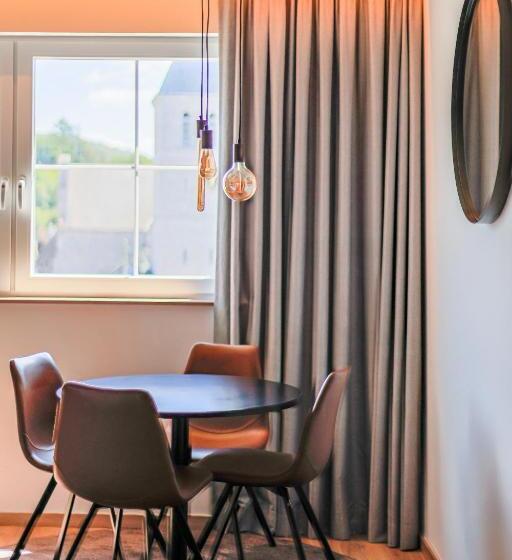 جناح سرير كينج, Mercure Han Sur Lesse