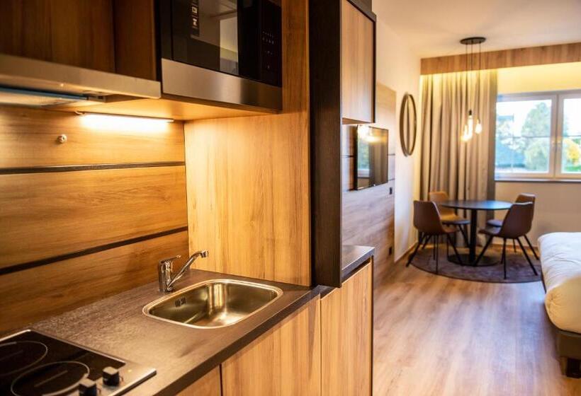 Люкс Кровать Кинг, Mercure Han Sur Lesse