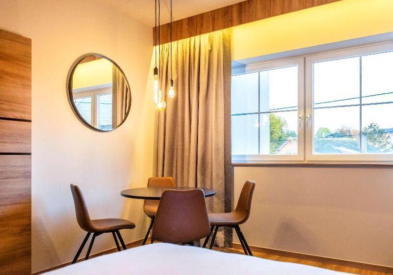 جناح سرير كينج, Mercure Han Sur Lesse