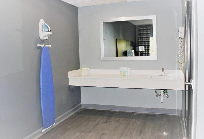 Quarto Standard Cama King, Surestay Hotel By Best Western Conway