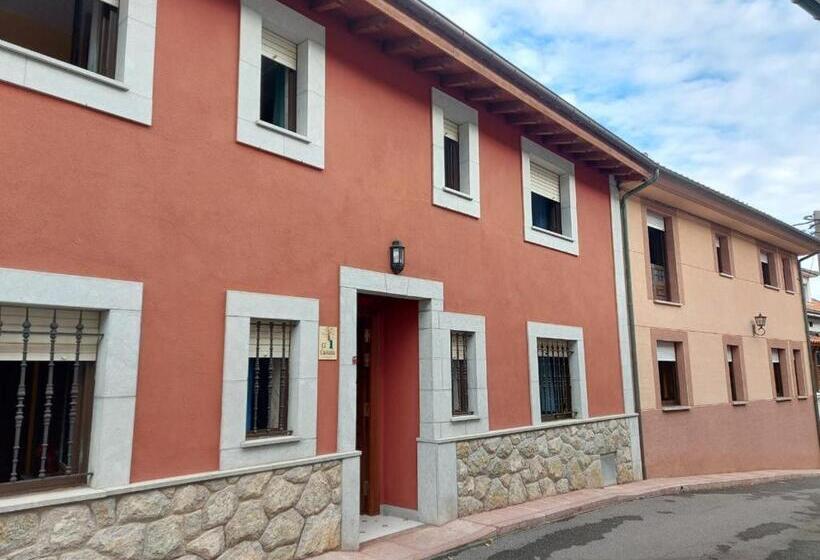 غرفة قياسية, Pensión El Castañu