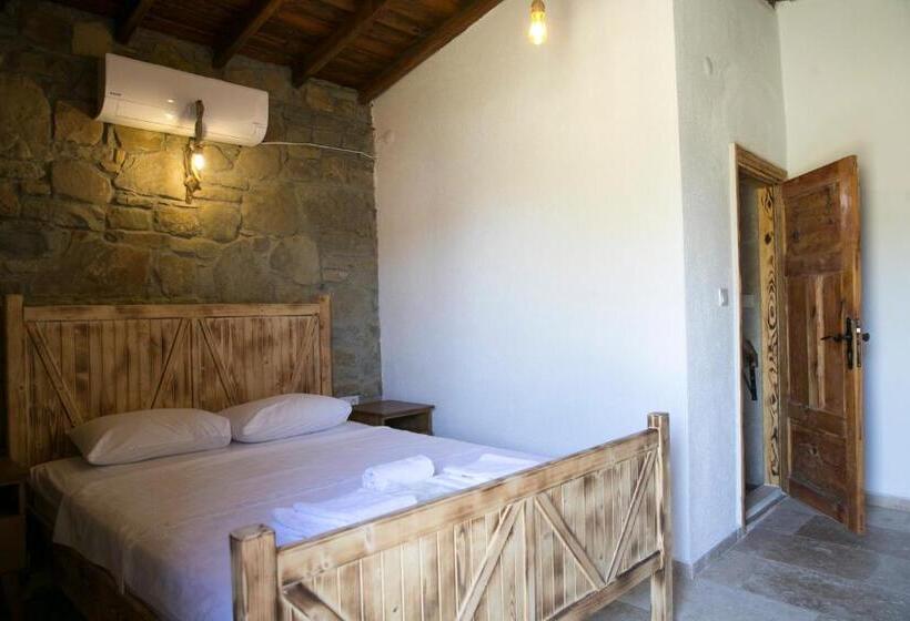 Номер Стандарт, İmroz Kardamos