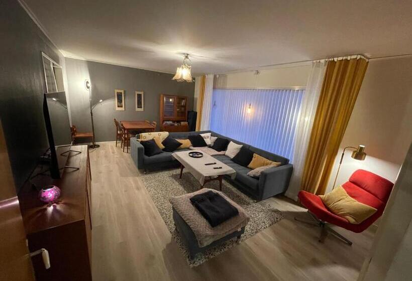 דירת חדר, Hestra Guesthouse