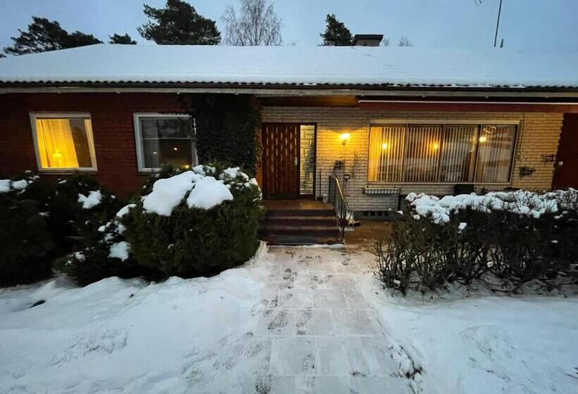 דירת חדר, Hestra Guesthouse