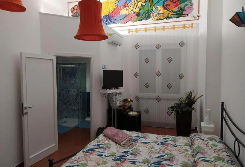 キングサイズベッドのスタンダードルーム, B&b La Casa Di Giò
