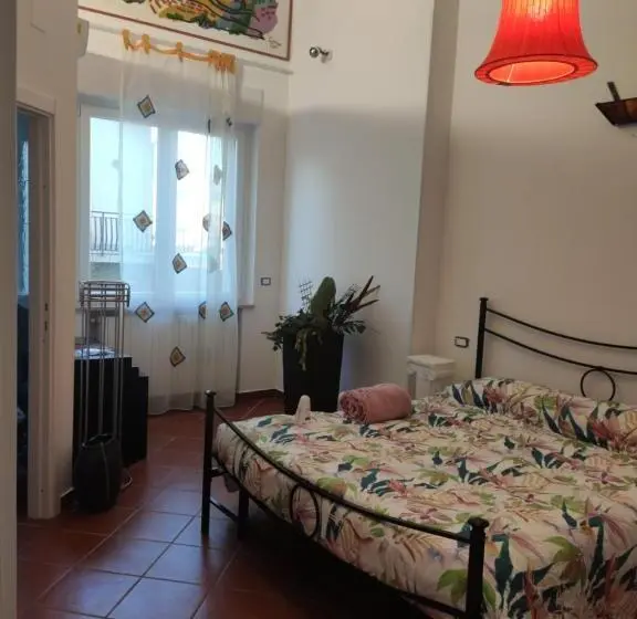 キングサイズベッドのスタンダードルーム, B&b La Casa Di Giò