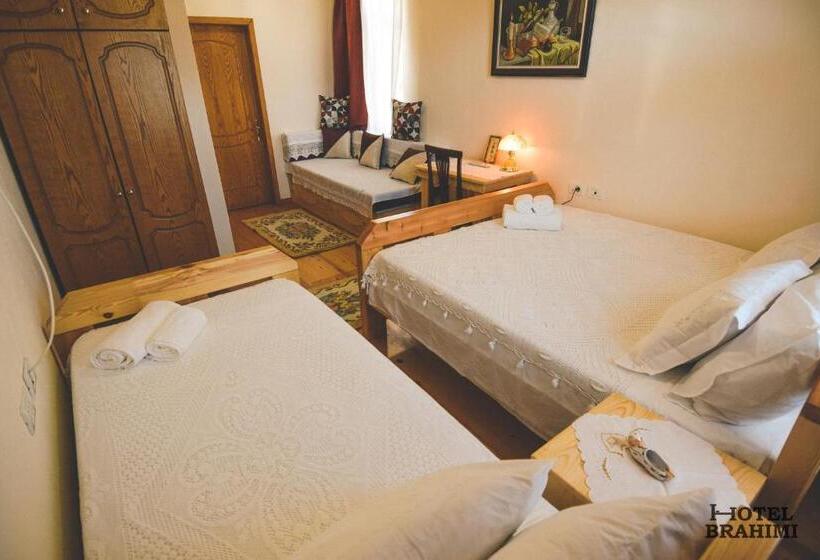 四人豪华间, Brahimi