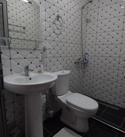 豪华房间, Brahimi