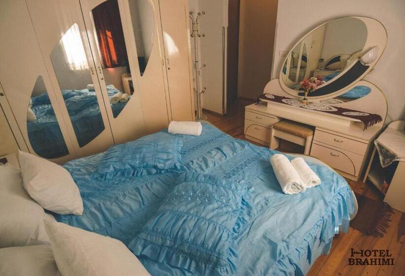 豪华房间, Brahimi