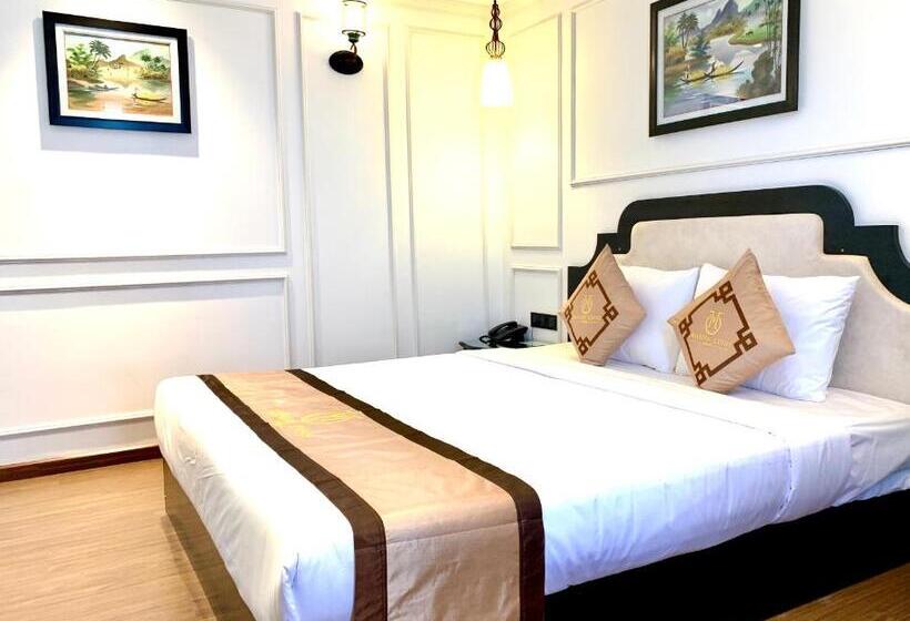 مجموعه ویستا شهر, Khanh Linh