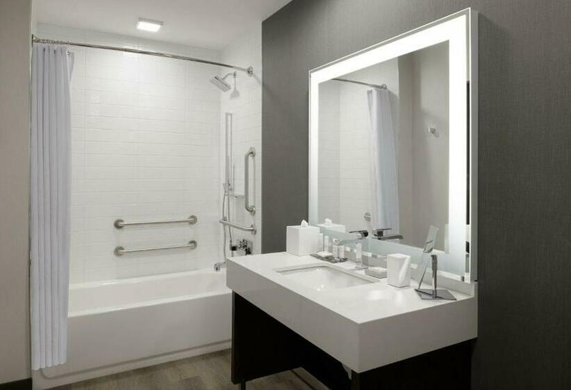 스탠다드 룸 킹사이즈 침대, Marriott Tacoma Downtown