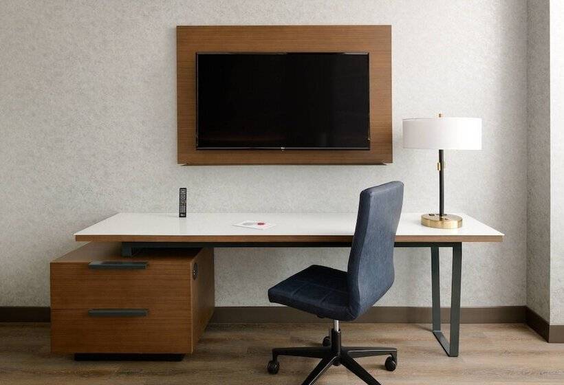 스탠다드 룸 더블 침대 2개, Marriott Tacoma Downtown