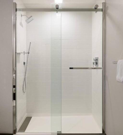 이그제큐티브 스위트 킹침대, Marriott Tacoma Downtown