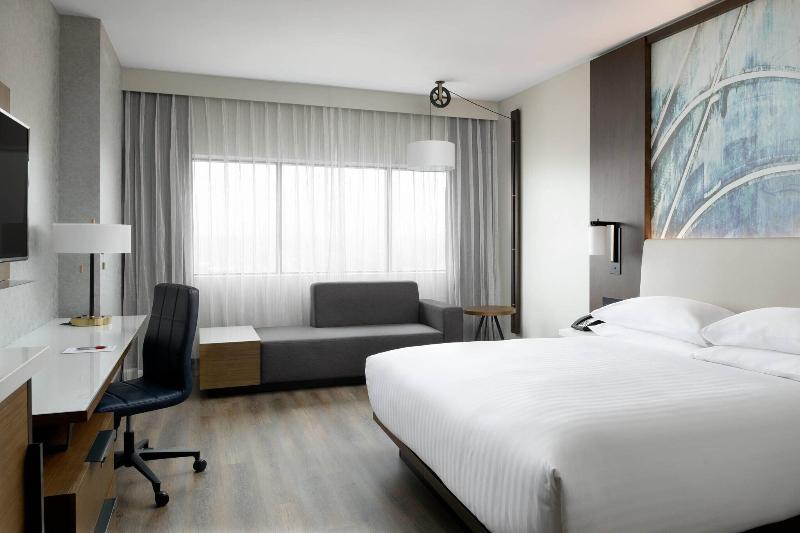 스탠다드 룸 킹사이즈 침대, Marriott Tacoma Downtown