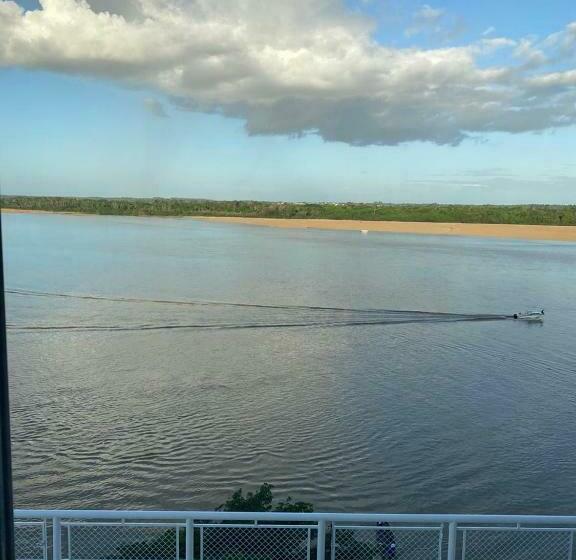 带河湖景观的套房, Orla Do Rio Branco