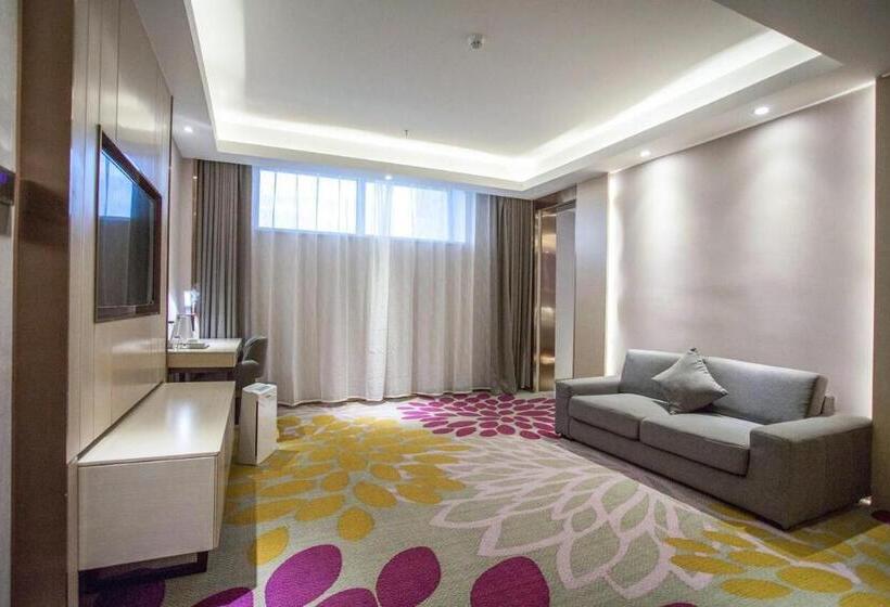 디럭스 스위트, Lavande Hotel Changji Changning Road