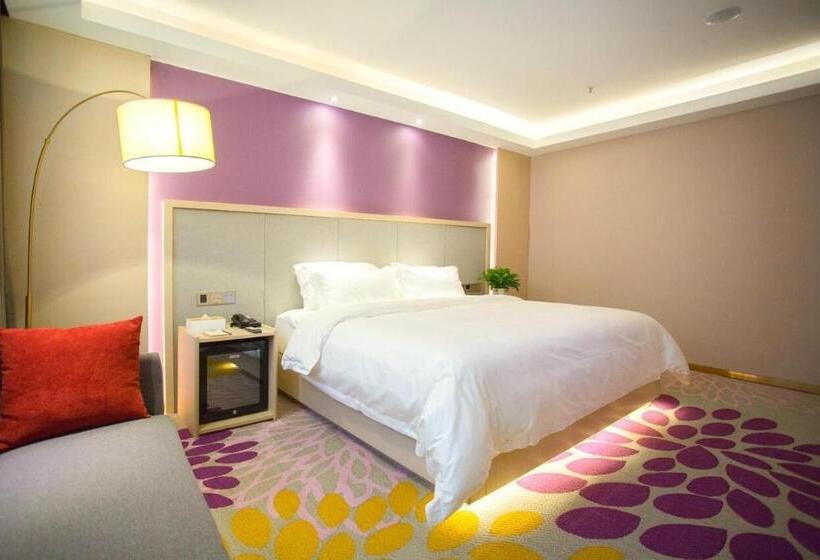 디럭스 스위트, Lavande Hotel Changji Changning Road