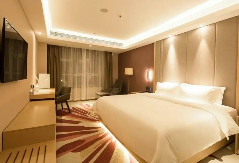 キングサイズベッドのデラックスルーム, Lavande Hotel Zigong Tanmulin Lantern Park