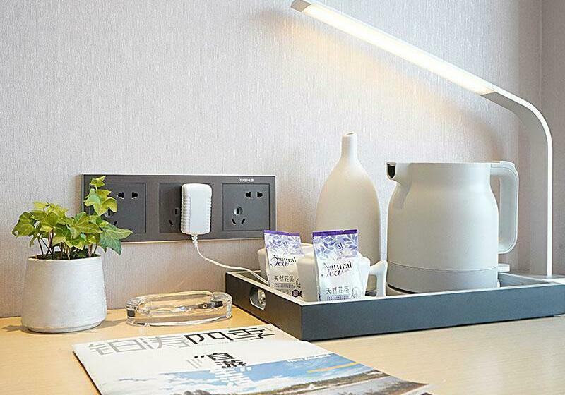 デラックスルーム, Lavande Hotel Zigong Tanmulin Lantern Park