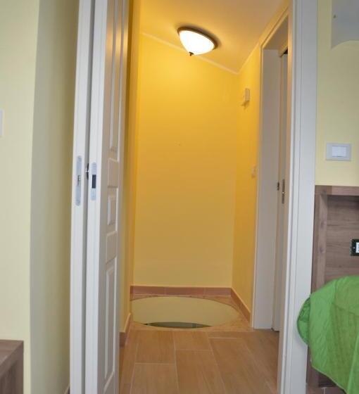آپارتمان 1 خوابه, I Fiori Del Pollino   Guest House