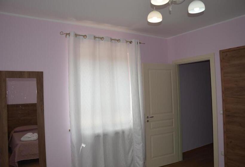 آپارتمان 1 خوابه با چشم‌انداز, I Fiori Del Pollino   Guest House