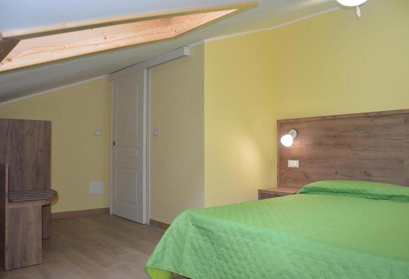 آپارتمان 1 خوابه, I Fiori Del Pollino   Guest House