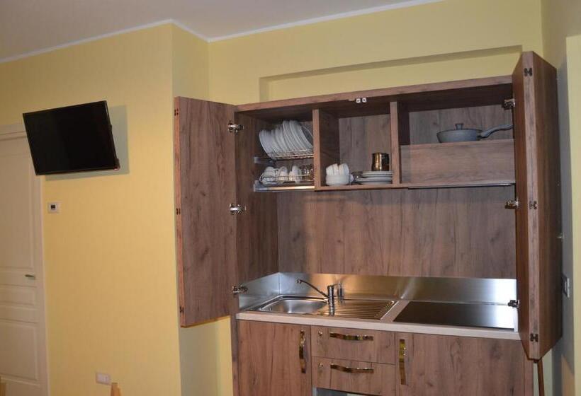 آپارتمان 1 خوابه, I Fiori Del Pollino   Guest House