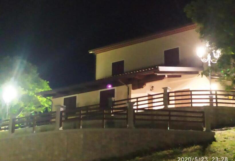 آپارتمان 1 خوابه همکف, I Fiori Del Pollino   Guest House