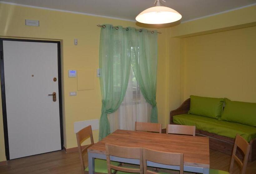 آپارتمان 1 خوابه, I Fiori Del Pollino   Guest House