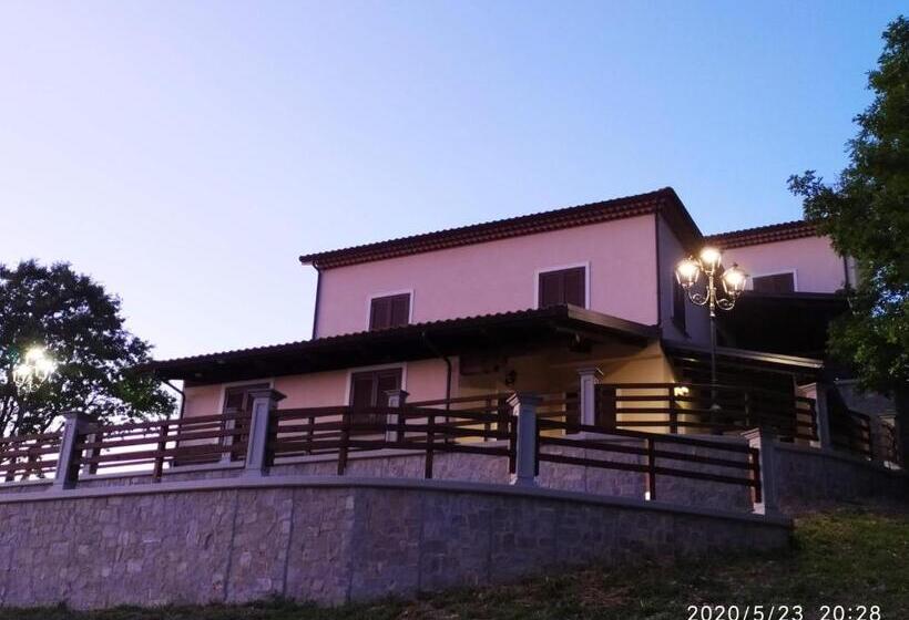 استودیوی لوکس, I Fiori Del Pollino   Guest House