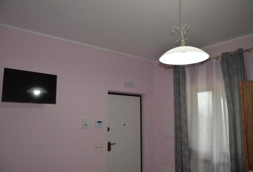 آپارتمان 1 خوابه همکف, I Fiori Del Pollino   Guest House