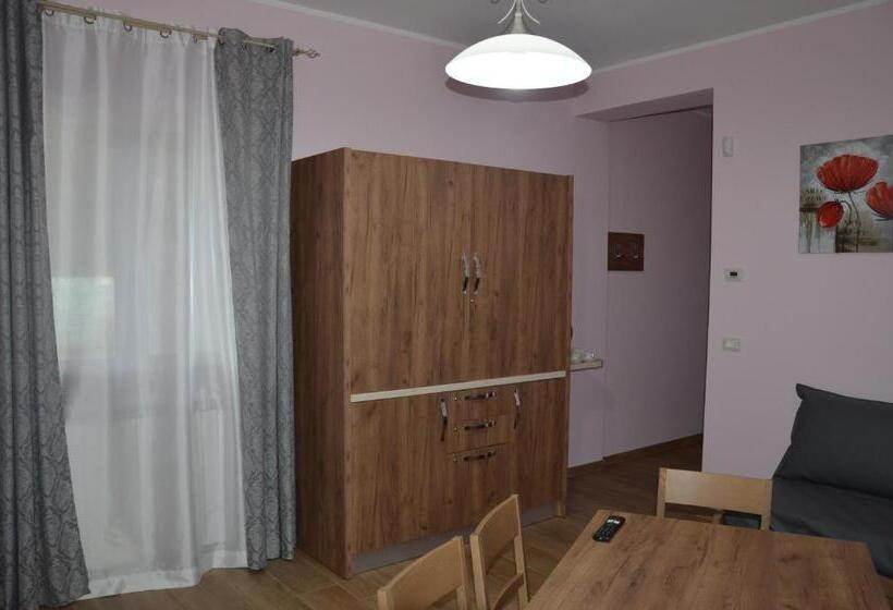 آپارتمان 1 خوابه همکف, I Fiori Del Pollino   Guest House
