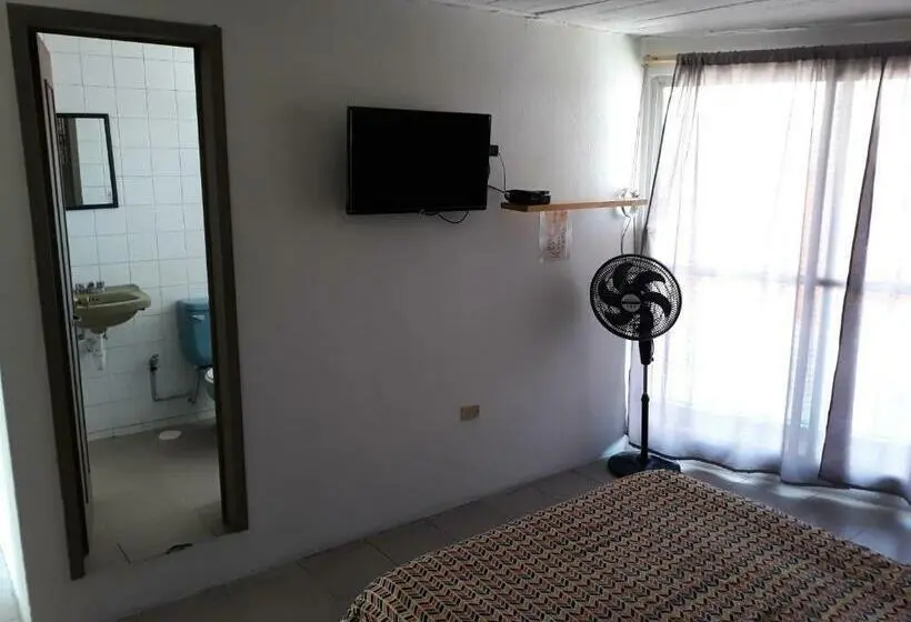 バルコニー付きスタンダードルーム, Posada Loreto Xalapa