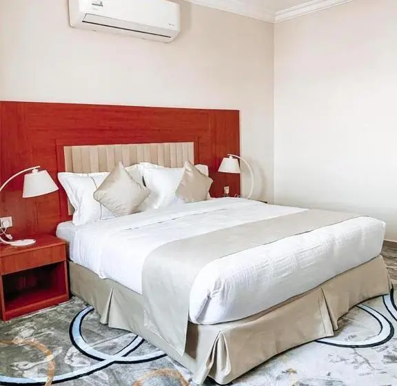 Economy-huone, Amaken Apart