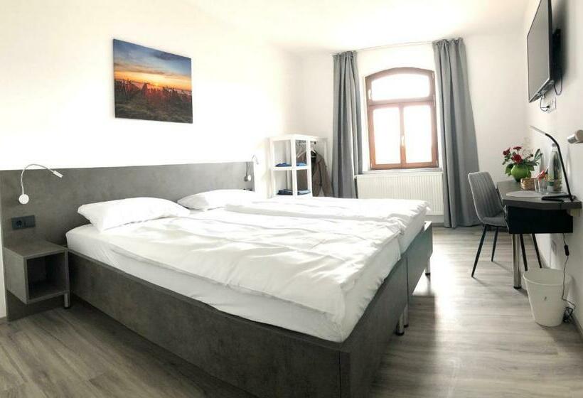 디럭스 룸, Vinotel Weinstrasse