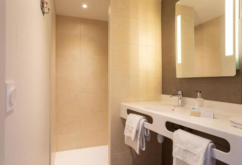 חדר סטנדרט, Brit Hotel Ploermel   Hotel De L Hippodrome