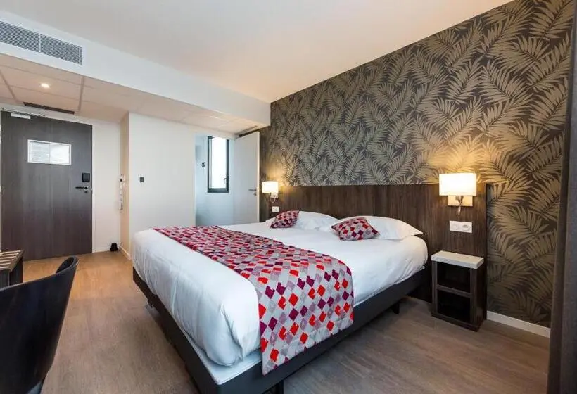 スーペリアールーム, Brit Hotel Ploermel   Hotel De L Hippodrome
