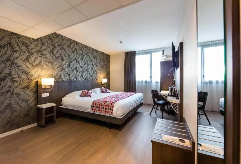 スーペリアールーム, Brit Hotel Ploermel   Hotel De L Hippodrome