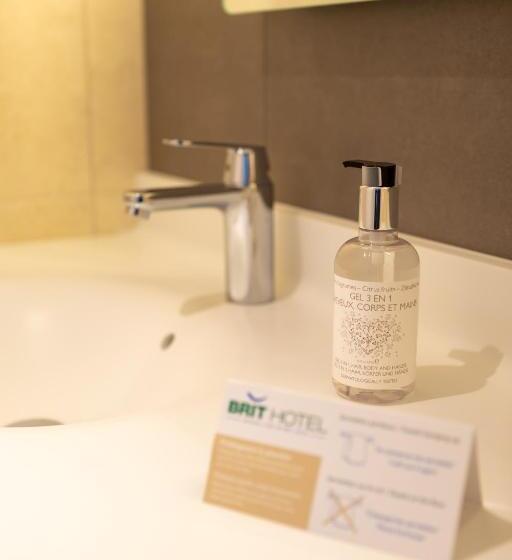 חדר סופריור, Brit Hotel Ploermel   Hotel De L Hippodrome