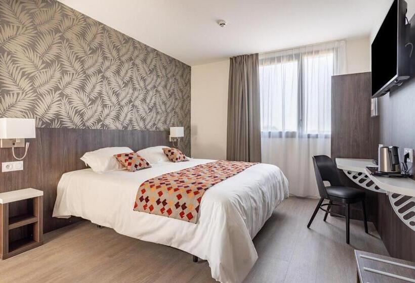 חדר סופריור, Brit Hotel Ploermel   Hotel De L Hippodrome