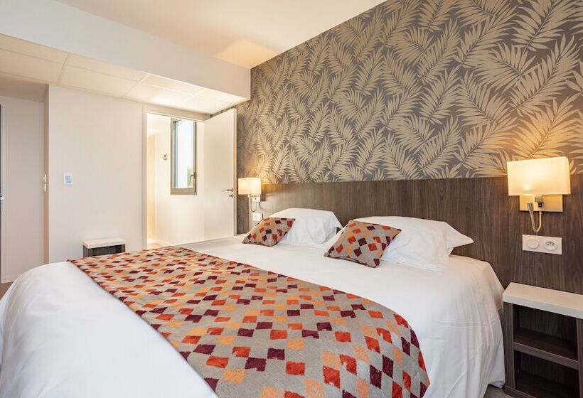חדר סופריור, Brit Hotel Ploermel   Hotel De L Hippodrome