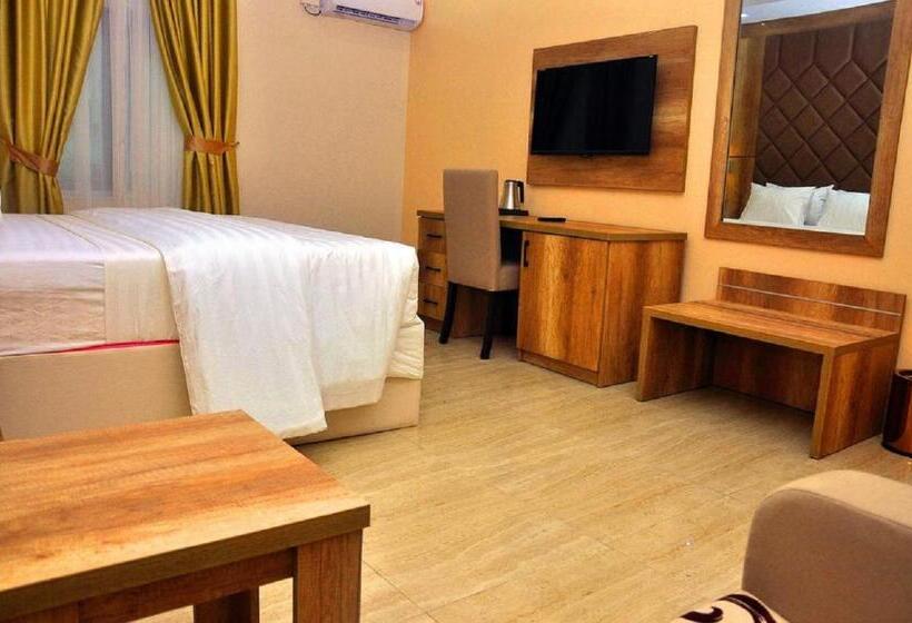 اتاق استاندارد یک نفره, Lit Suites