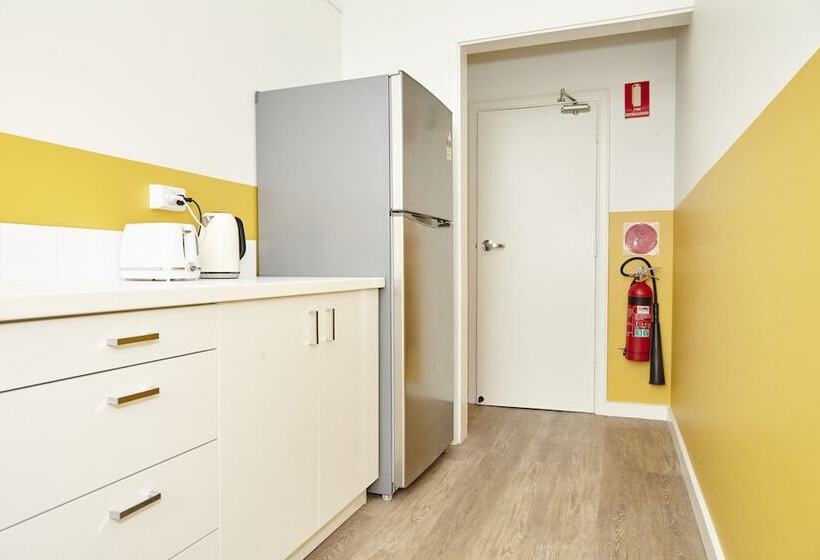 اتاق سوپریور, The Erko