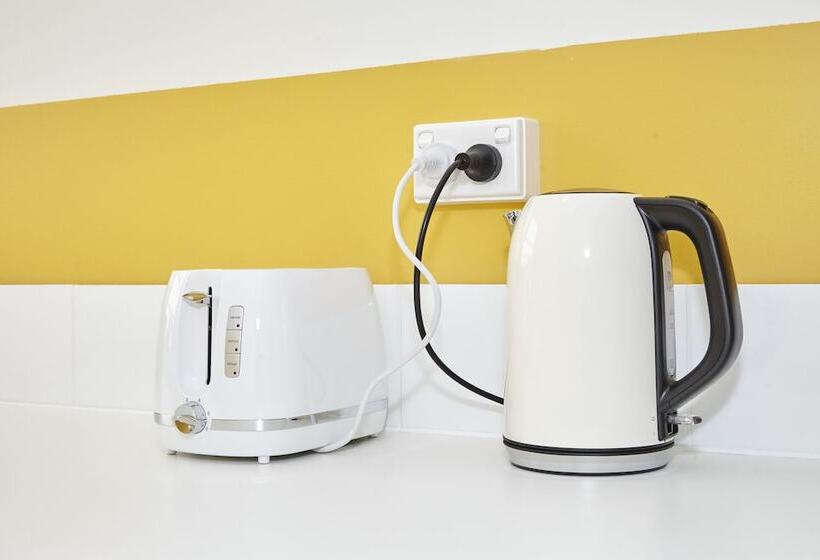 اتاق سوپریور, The Erko