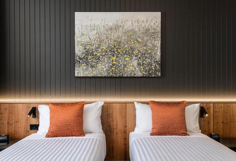 スタンダードルーム, Verge Launceston