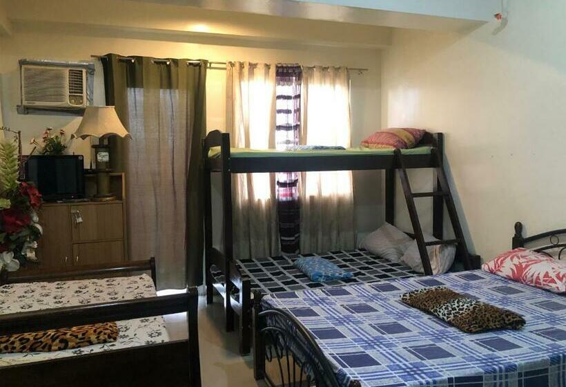 エコノミー4人部屋, Your City•home Apartment